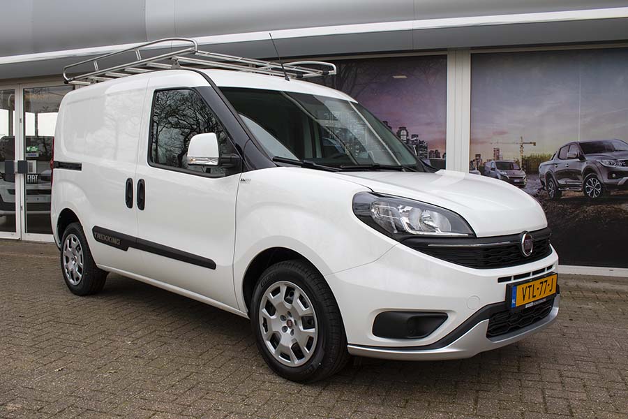 Fiat doblo kopen bakker bedrijfswagens 