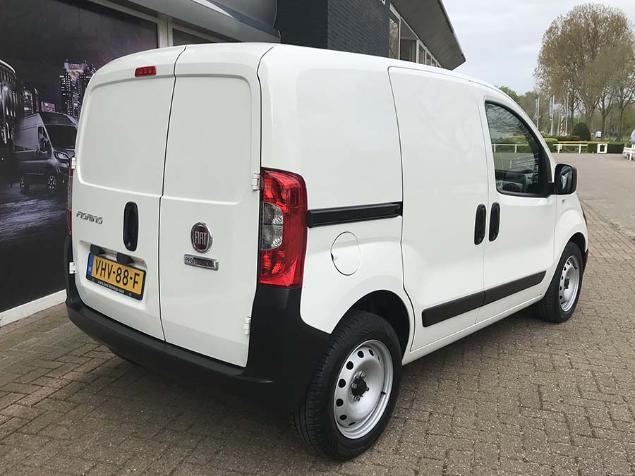 achterkant fiat fiorino
