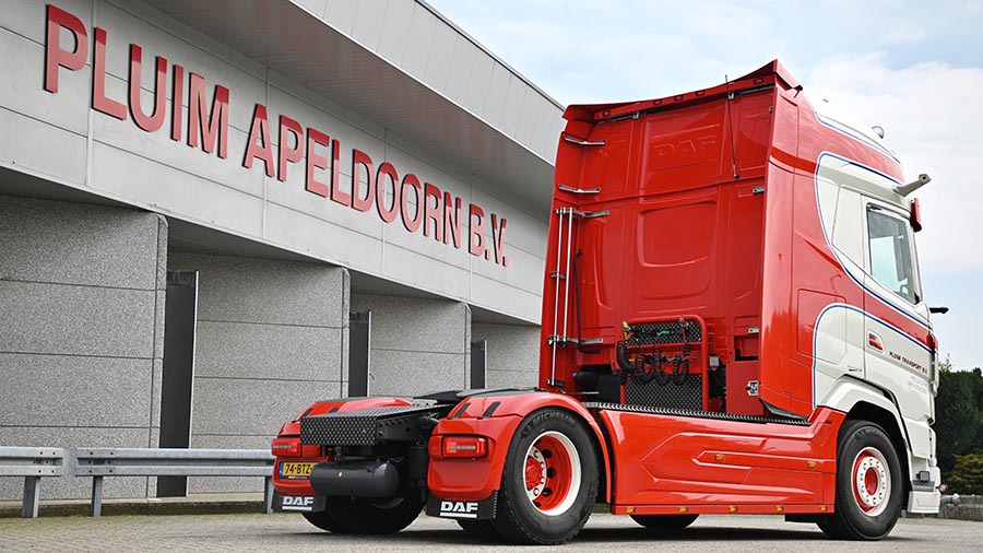 Pluim Transport DAF XG plus