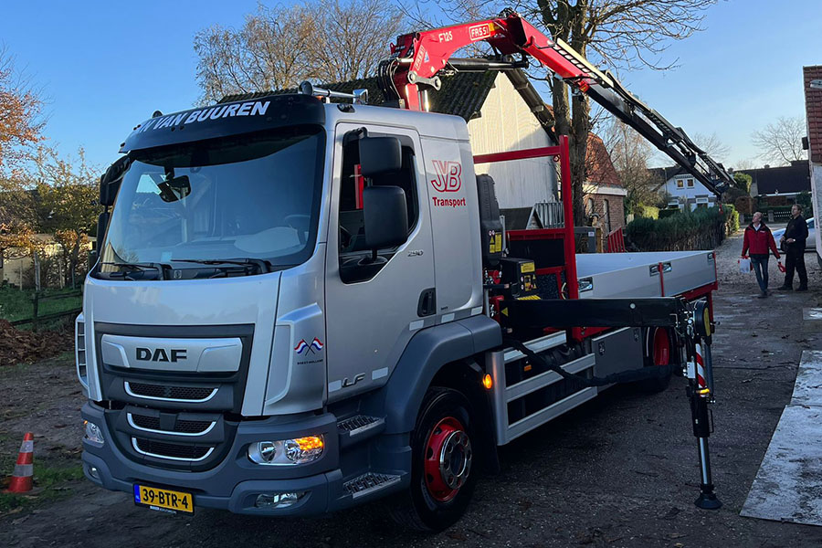 Jan-van-buuren-daf-lf-2.jpg