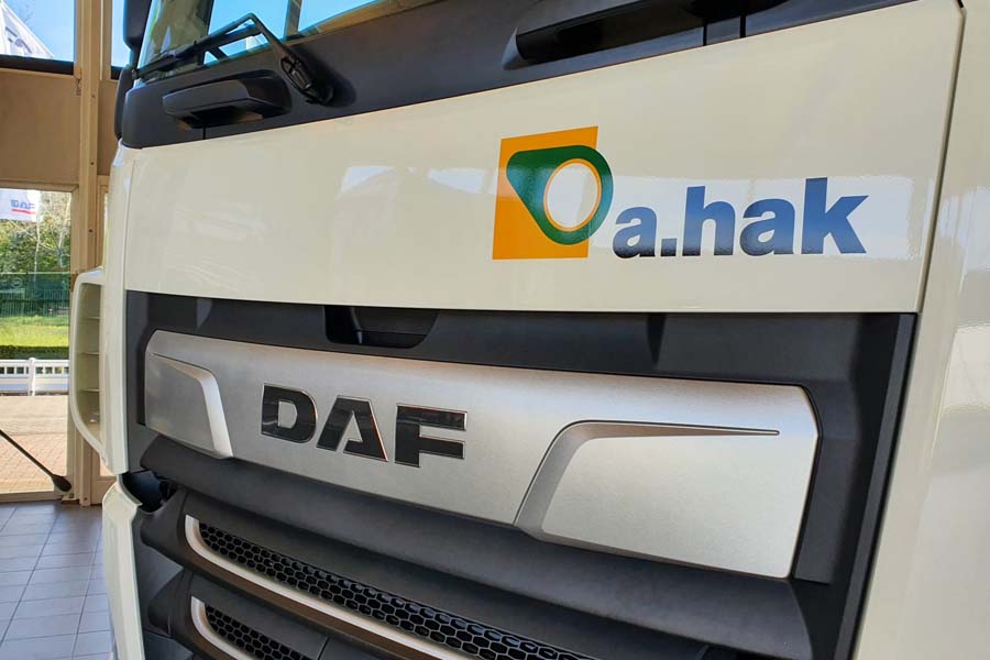A-Hak-DAF-4.jpg